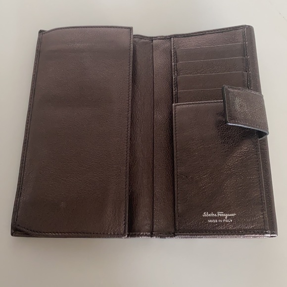 Salvatore Ferragamo Casual Leather Card Wallet - Picture 4 of 8